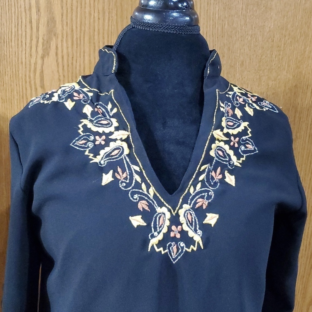 Metrostyle Black Gold Silver Embroidered Long Sleeve Tunic Top